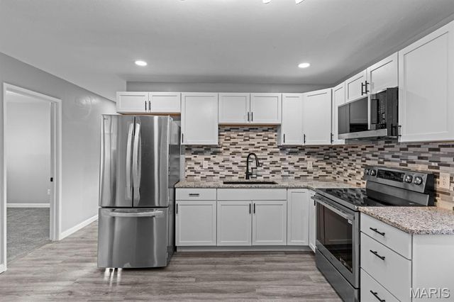 10452 Count Drive, St Louis, MO 63136