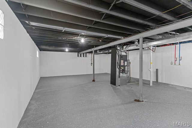 10452 Count Drive, St Louis, MO 63136