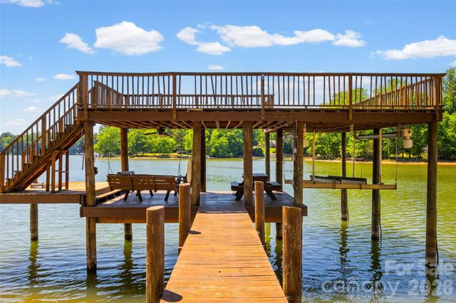 3805 Marwick Road, Charlotte, NC 28278