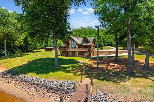 3805 Marwick Road, Charlotte, NC 28278