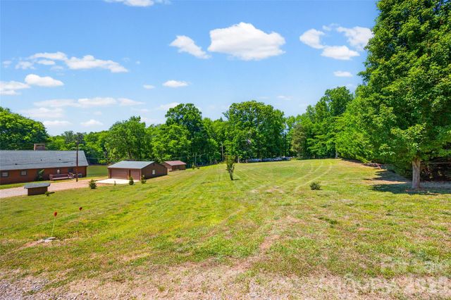 3805 Marwick Road, Charlotte, NC 28278