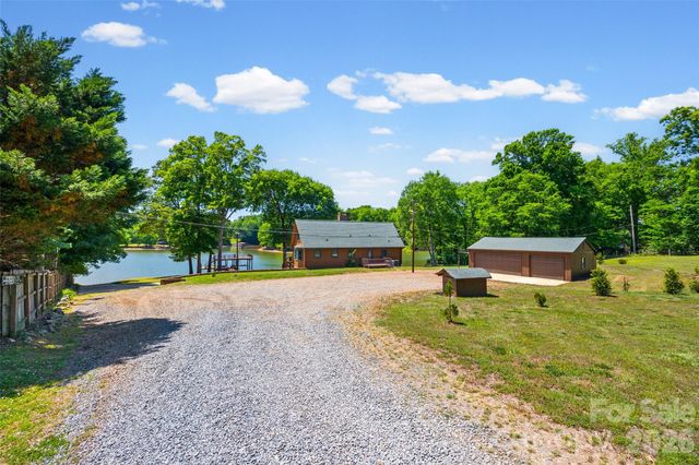 3805 Marwick Road, Charlotte, NC 28278