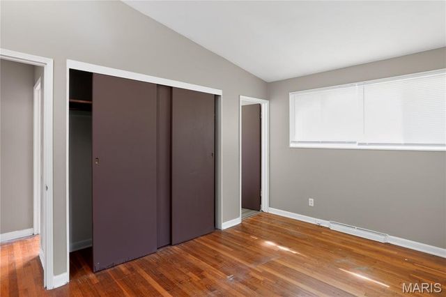 10744 Hallstead Drive, St Louis, MO 63136