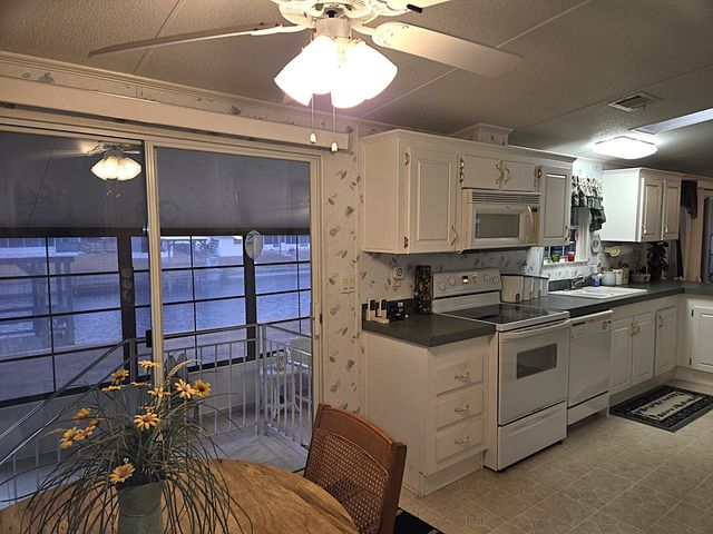 2425 SE 31st Street, Okeechobee, FL 34974