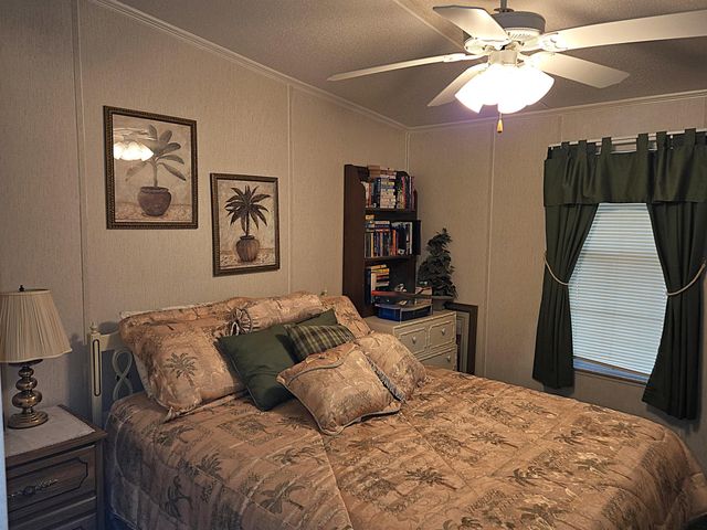 2425 SE 31st Street, Okeechobee, FL 34974