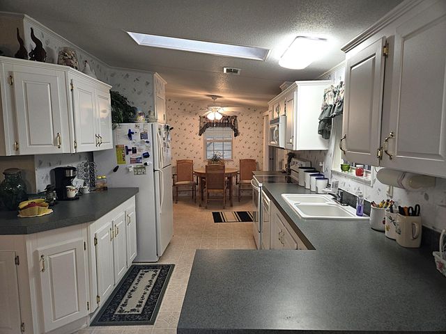 2425 SE 31st Street, Okeechobee, FL 34974