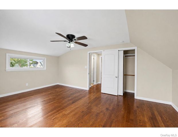 85 Todd Road, Valley Stream, NY 11580