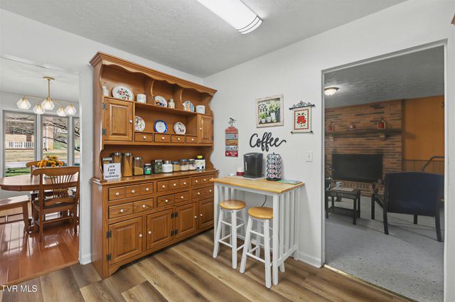 1210 Tanglewood Drive, Greeneville, TN 37743