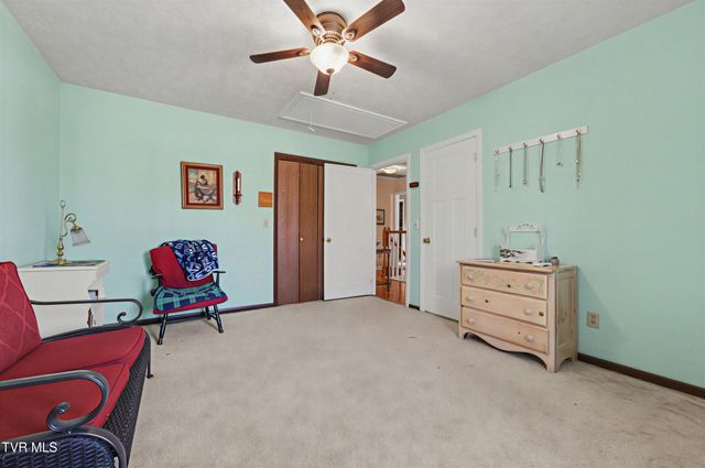 1210 Tanglewood Drive, Greeneville, TN 37743