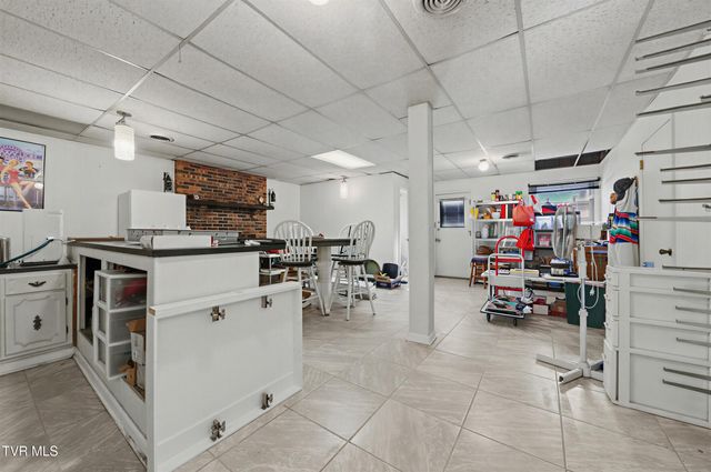 1210 Tanglewood Drive, Greeneville, TN 37743