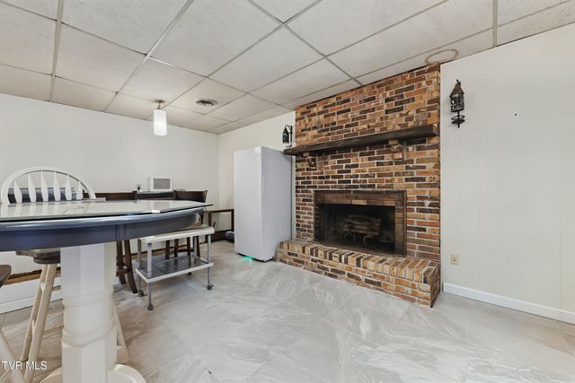 1210 Tanglewood Drive, Greeneville, TN 37743