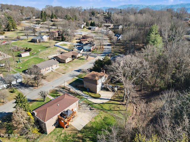 1210 Tanglewood Drive, Greeneville, TN 37743