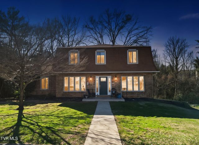 1210 Tanglewood Drive, Greeneville, TN 37743