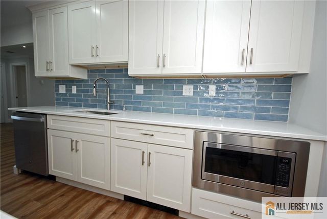 187 Newport Road A, Monroe, NJ 08831