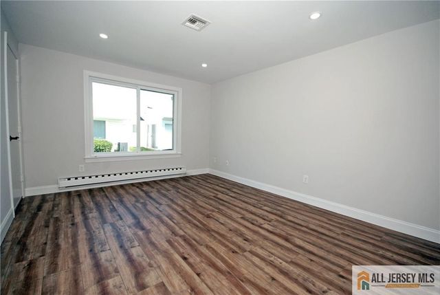 187 Newport Road A, Monroe, NJ 08831