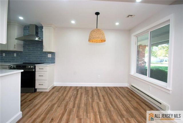 187 Newport Road A, Monroe, NJ 08831