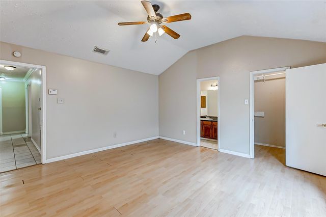 2010 Hickory Glen Drive, Missouri City, TX 77489