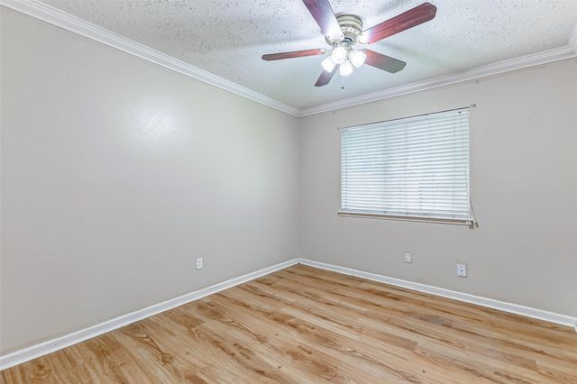 2010 Hickory Glen Drive, Missouri City, TX 77489