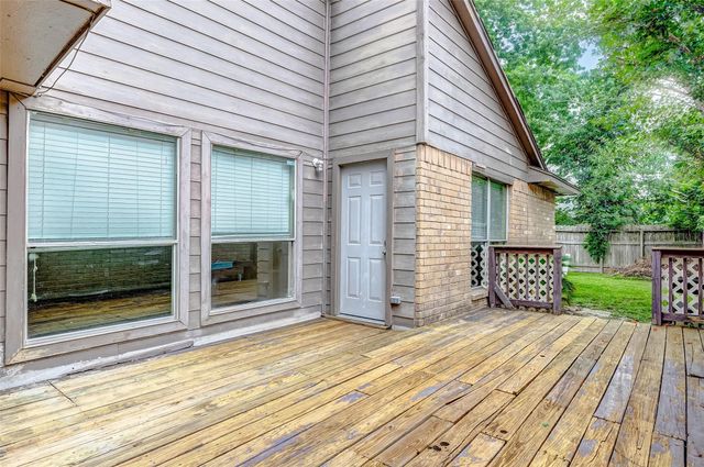 2010 Hickory Glen Drive, Missouri City, TX 77489