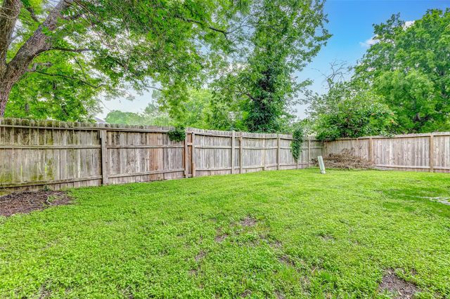 2010 Hickory Glen Drive, Missouri City, TX 77489