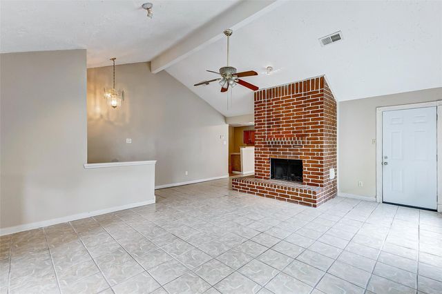 2010 Hickory Glen Drive, Missouri City, TX 77489