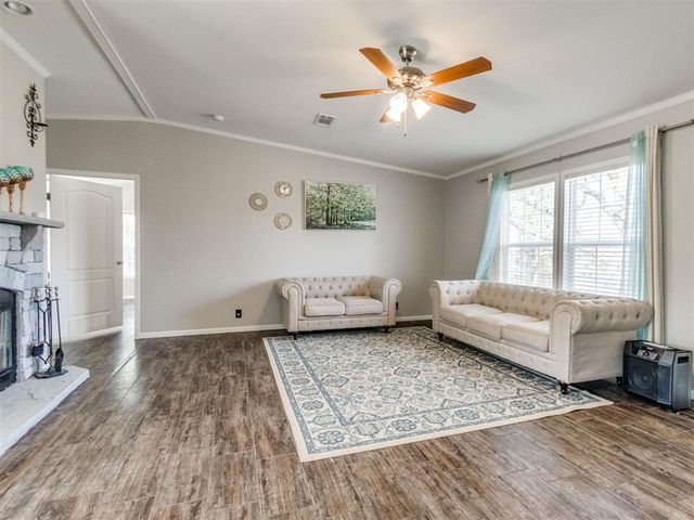 10151 E College Avenue, Guthrie, OK 73044