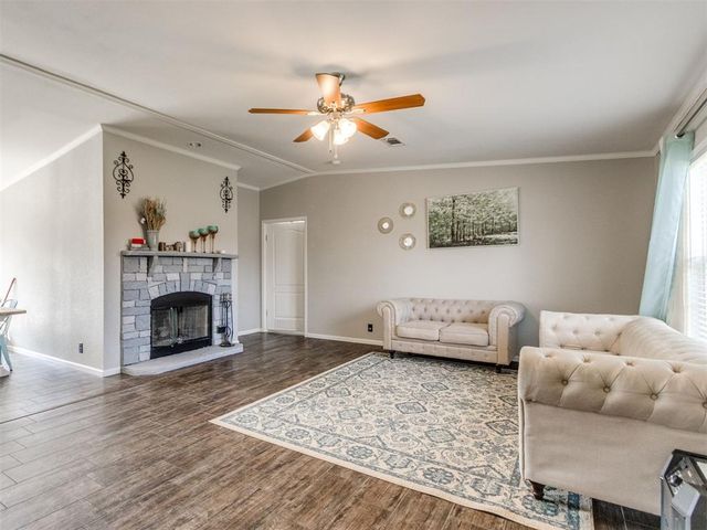 10151 E College Avenue, Guthrie, OK 73044