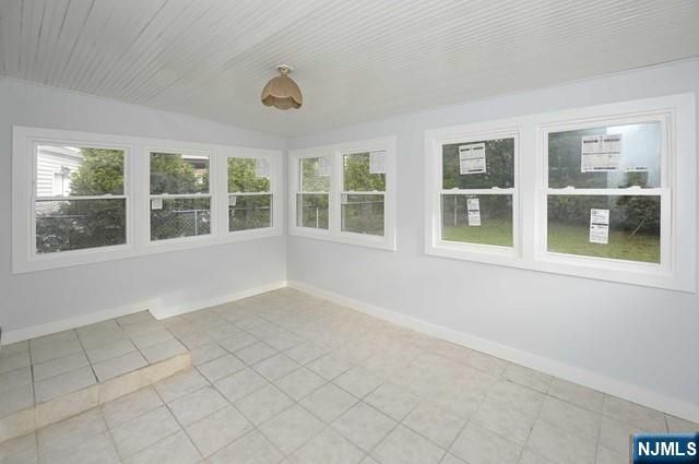 38-49 Vanore Drive, Fair Lawn, NJ 07410