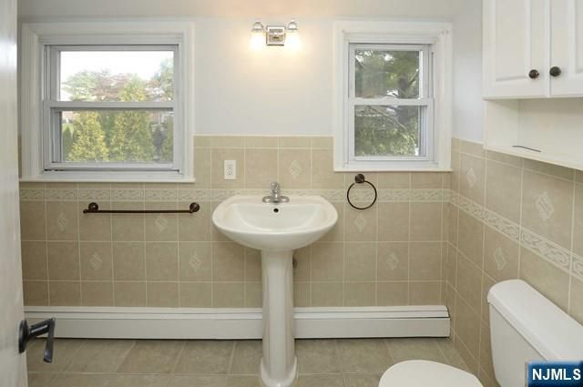 38-49 Vanore Drive, Fair Lawn, NJ 07410