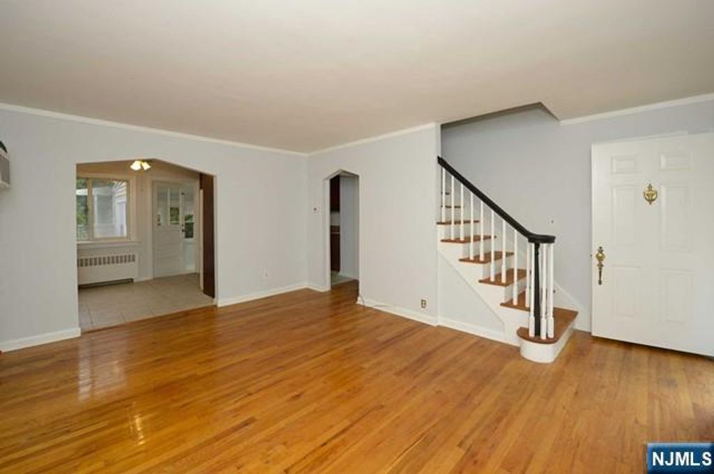 38-49 Vanore Drive, Fair Lawn, NJ 07410
