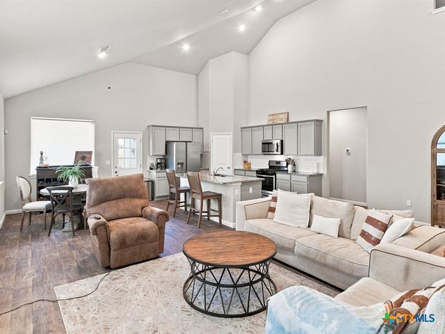 111 Rainmaker Cove, Bastrop, TX 78602