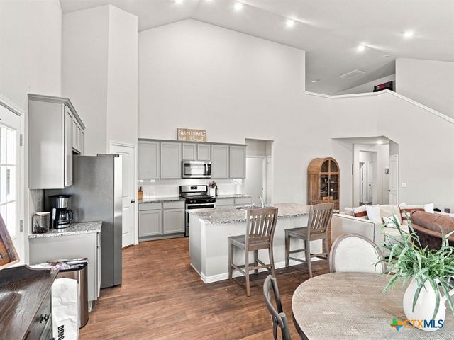 111 Rainmaker Cove, Bastrop, TX 78602