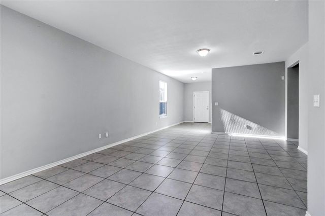 216 Syrah CT, Leander, TX 78641