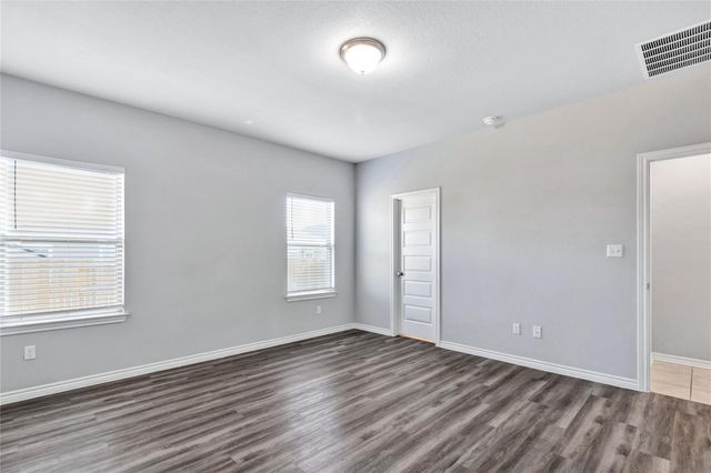 216 Syrah CT, Leander, TX 78641