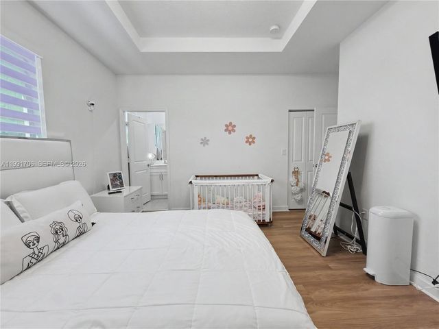 14800 SW 183rd Ter, Miami, FL 33187