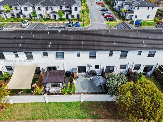 14800 SW 183rd Ter, Miami, FL 33187