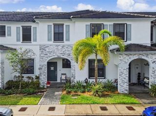 14800 SW 183rd Ter, Miami, FL 33187