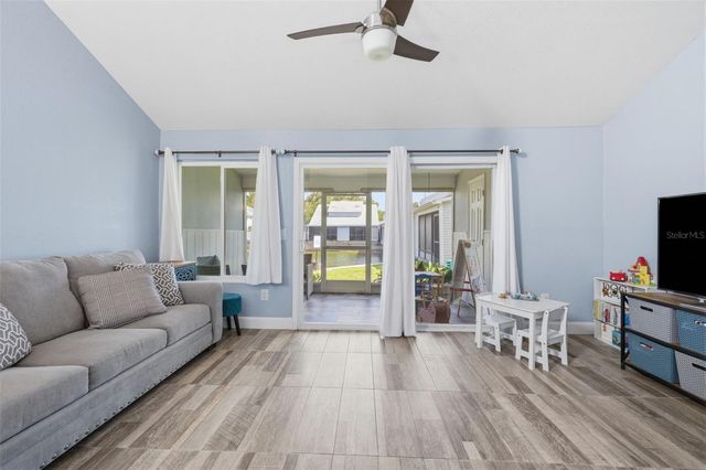 500 NEW YORK AVENUE 7, Dunedin, FL 34698