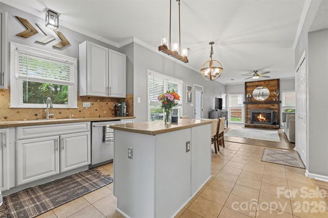 8910 Castlebay Drive, Charlotte, NC 28277