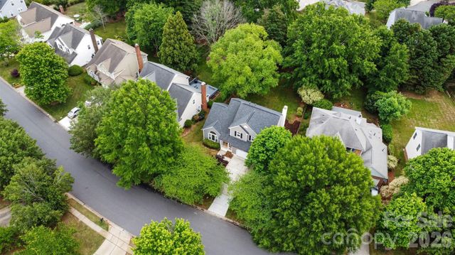 8910 Castlebay Drive, Charlotte, NC 28277
