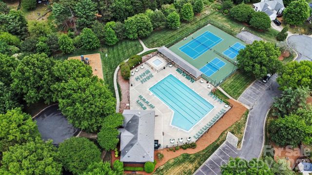 8910 Castlebay Drive, Charlotte, NC 28277