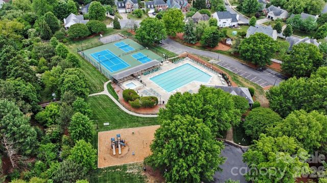 8910 Castlebay Drive, Charlotte, NC 28277