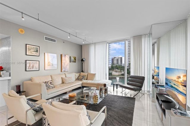 495 Brickell Ave 501, Miami, FL 33131