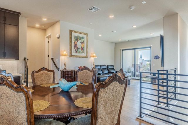135 8TH, Marina, CA 93933
