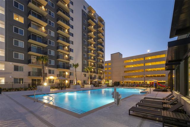 18036 Park Row 1709, Houston, TX 77084