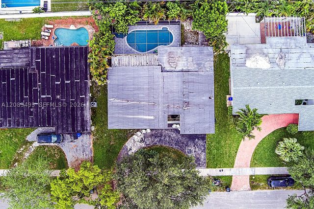17860 NE 9th Pl, North Miami Beach, FL 33162