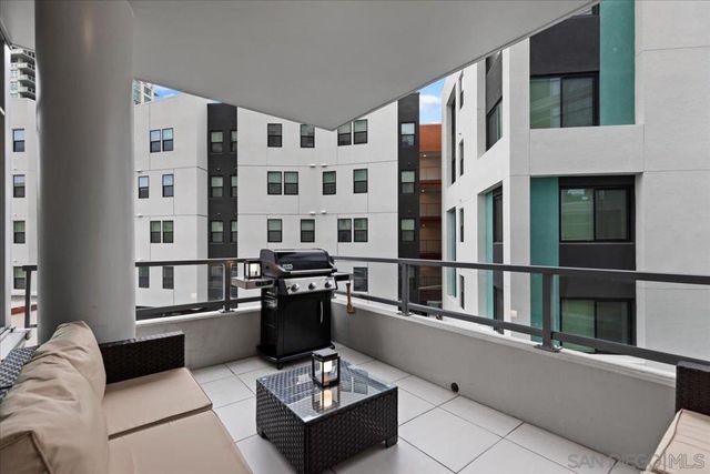 1441 9th Ave 402, San Diego, CA 92101