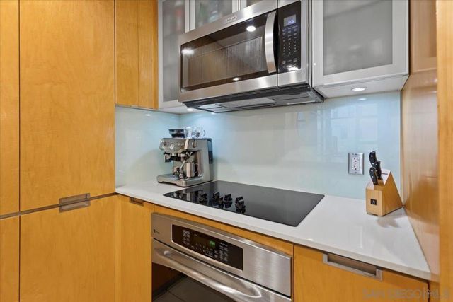 1441 9th Ave 402, San Diego, CA 92101