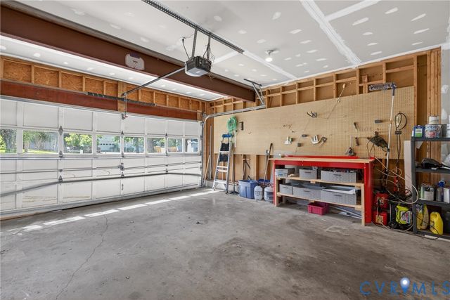 1519 Wilson Wood Rd, Midlothian, VA 23114