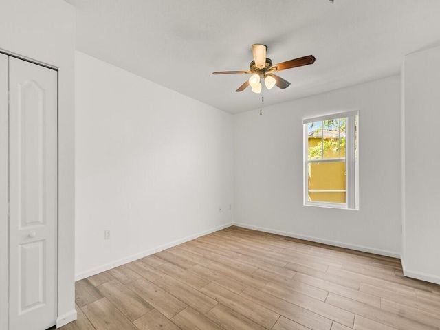 5020 Fairways Circle 202, Vero Beach, FL 32967